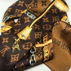 Louis Vuitton scarf
